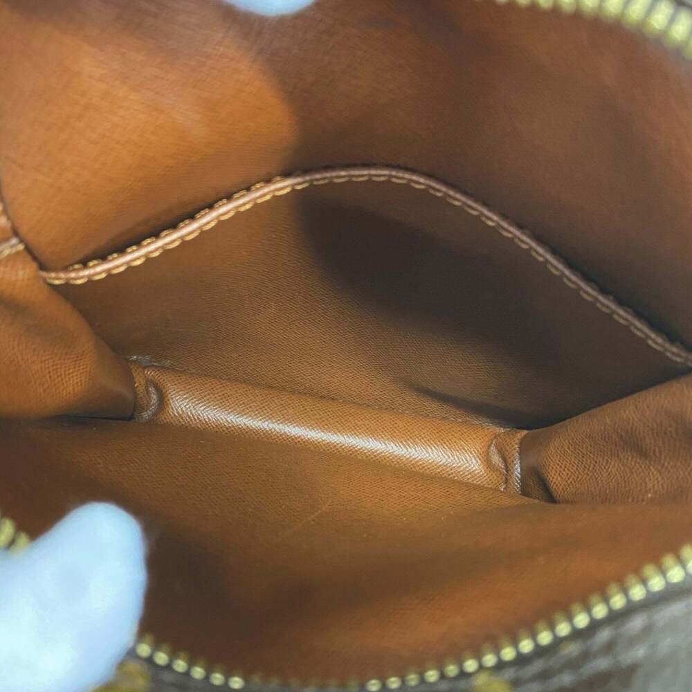 LOUIS VUITTON Brown Monogram Shoulder Bag - Picture 4 of 10